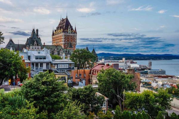 Canada A Comprehensive Guide to Traveling in Canada: From Entry Requirements to Cultural Experiences